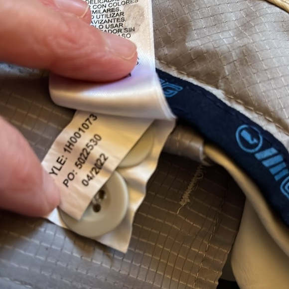 Vineyard Vines On The Go Performance Shorts Size 38 - Picture 7 of 9